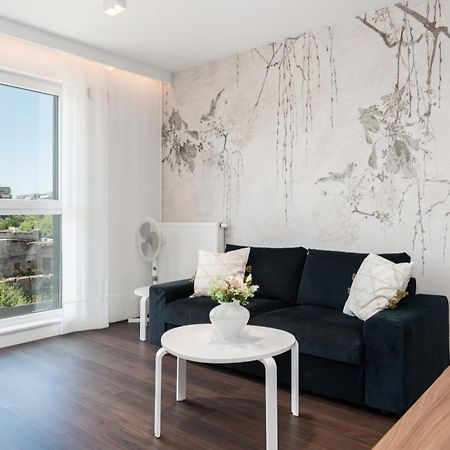 Stylish & Comfy Garbary Apartments With Parking By Noclegi Renters Poznan Dış mekan fotoğraf