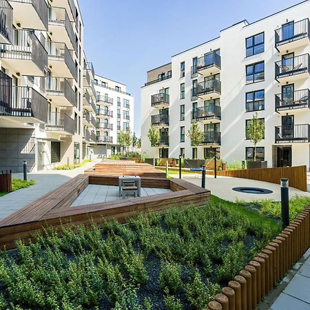 Stylish & Comfy Garbary Apartments With Parking By Noclegi Renters Poznan Dış mekan fotoğraf