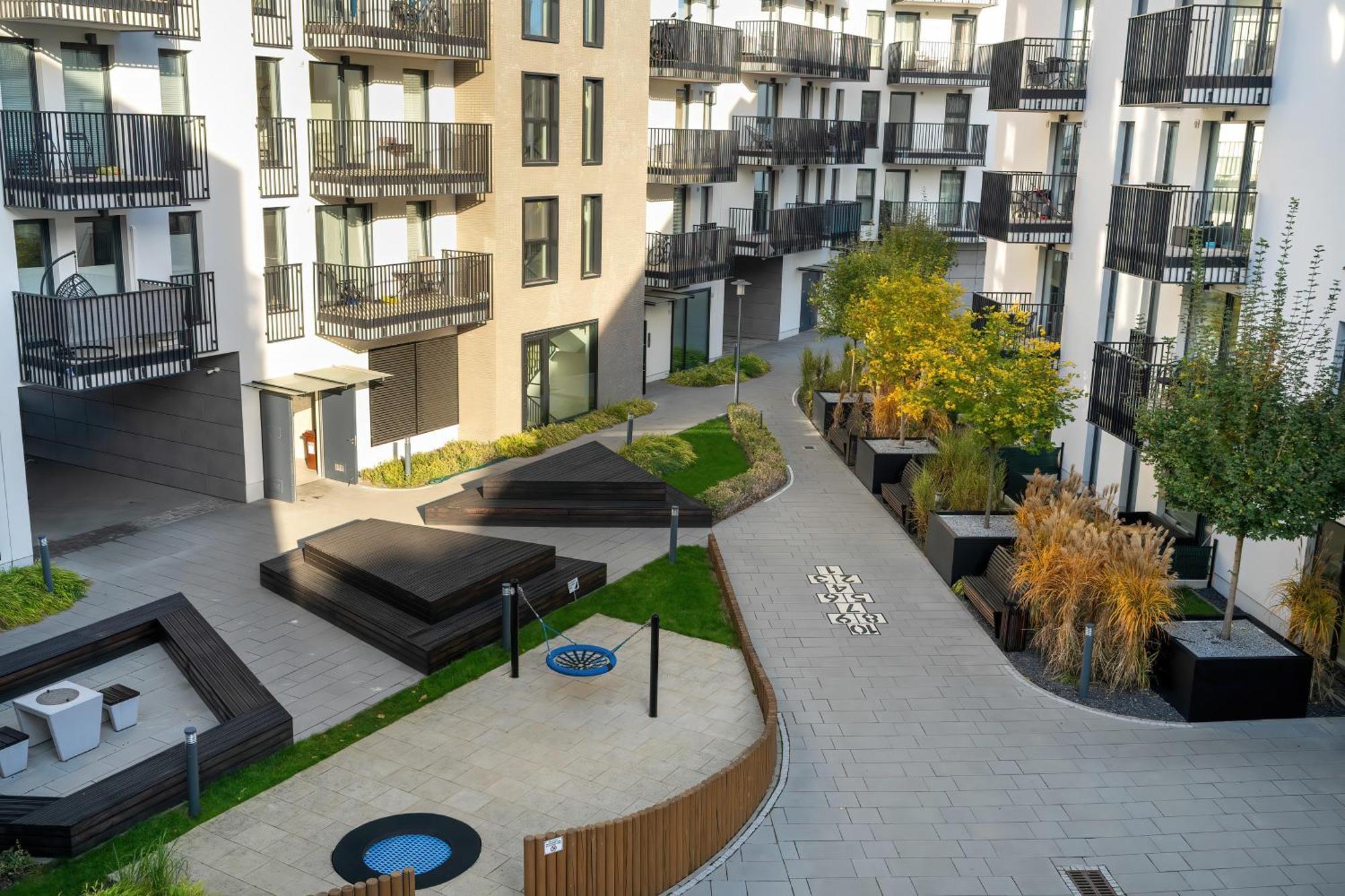 Stylish & Comfy Garbary Apartments With Parking By Noclegi Renters Poznan Dış mekan fotoğraf