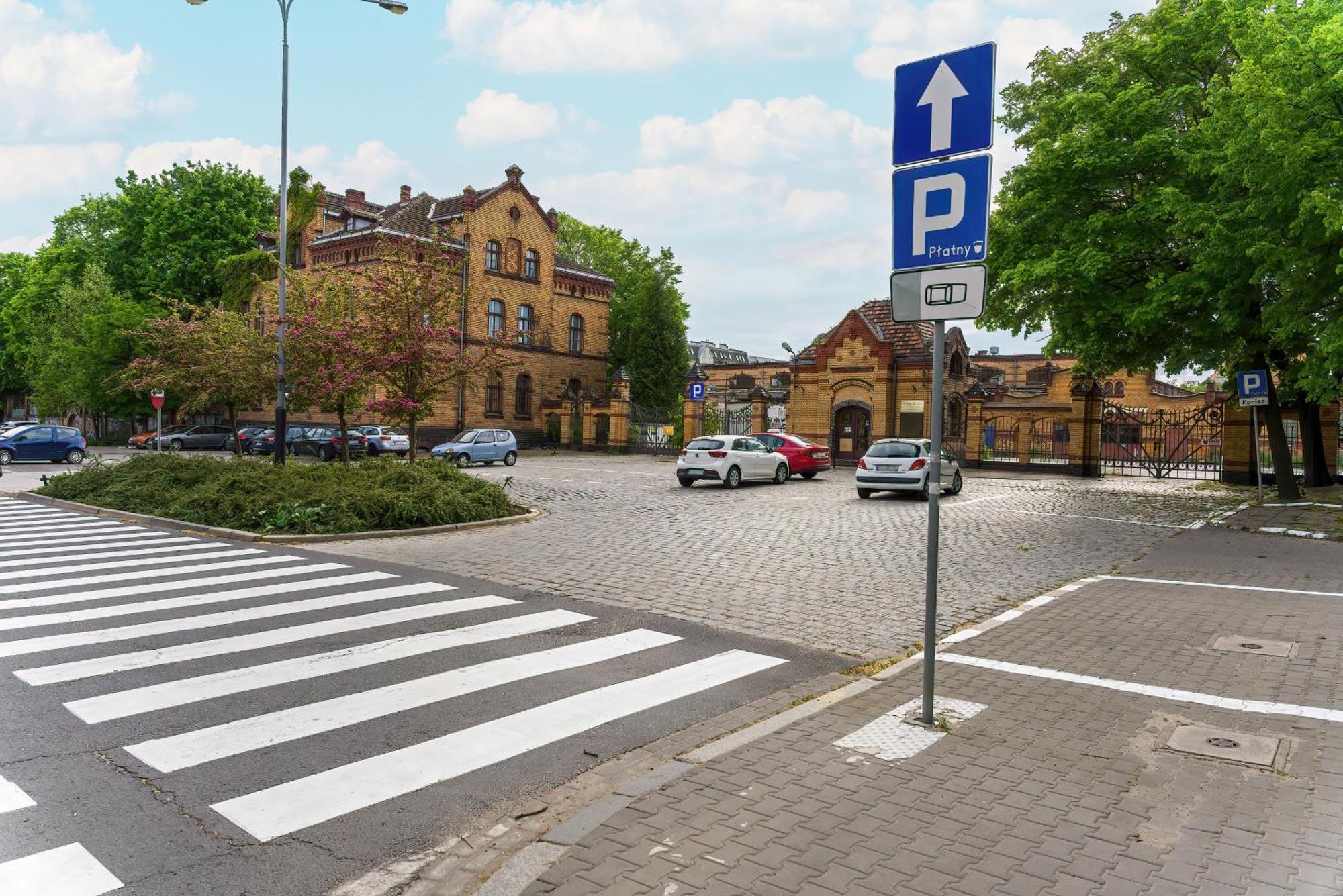 Stylish & Comfy Garbary Apartments With Parking By Noclegi Renters Poznan Dış mekan fotoğraf
